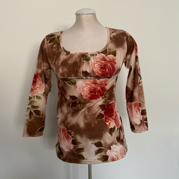 NEW floral blouse - Picture 1 of 2